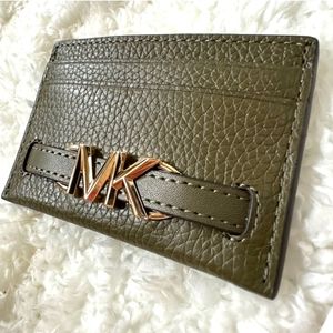 Michael Kors card holder